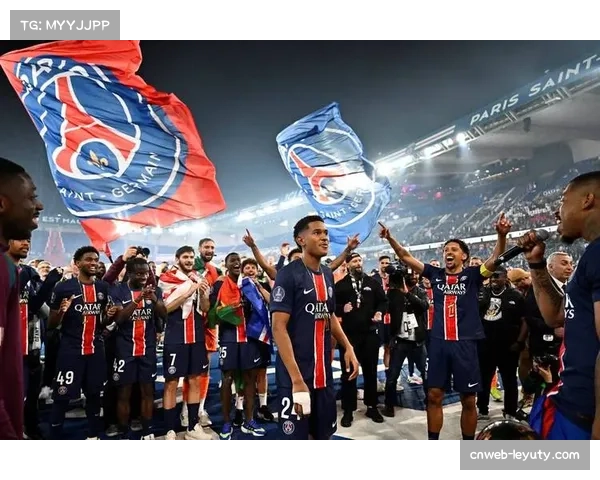 通讯:多家法甲俱乐部球场升级通讯系统,保障后卫在嘈杂环境中能清晰接收防守指令 通讯:多家法甲俱乐部球场升级通讯系统,保障后卫在嘈杂环境中能清晰接收防守指令